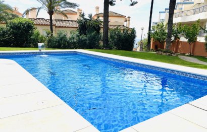 Resale - House - Townhouse - Estepona - Estepona Centro