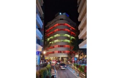 Resale - Apartment - Middle Floor Apartment - Marbella - Marbella Centro