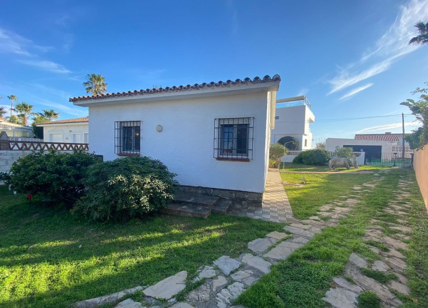 Reventa - House - Detached Villa - Marbella - Costabella