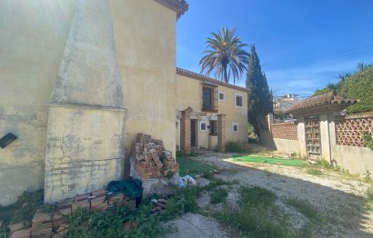 Resale - House - Detached Villa - Marbella - Nueva Andalucia