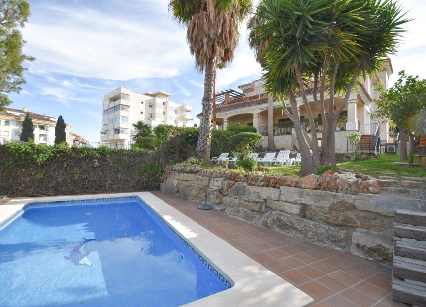 Resale - House - Semi-Detached House - Marbella - Marbella Centro