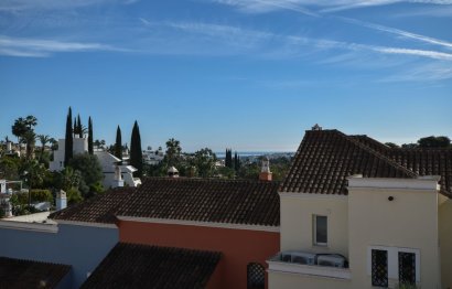 Resale - House - Townhouse - Marbella - Nueva Andalucia