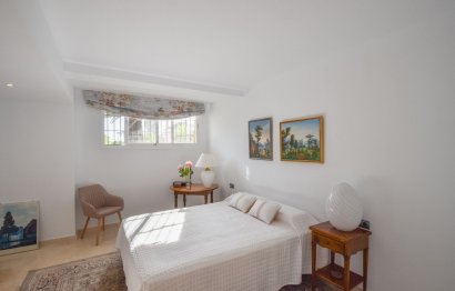 Resale - House - Townhouse - Marbella - Nueva Andalucia