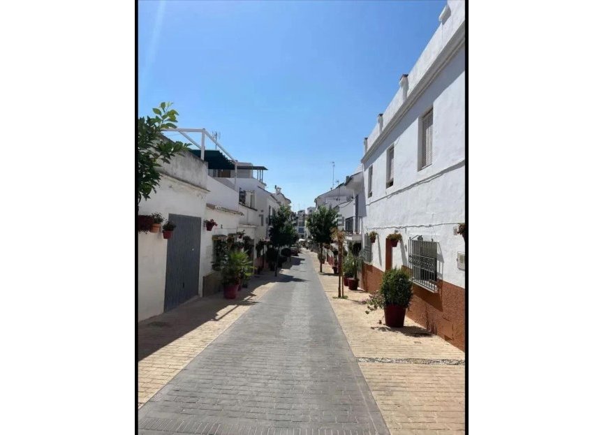 Resale - House - Semi-Detached House - Estepona - Estepona Centro