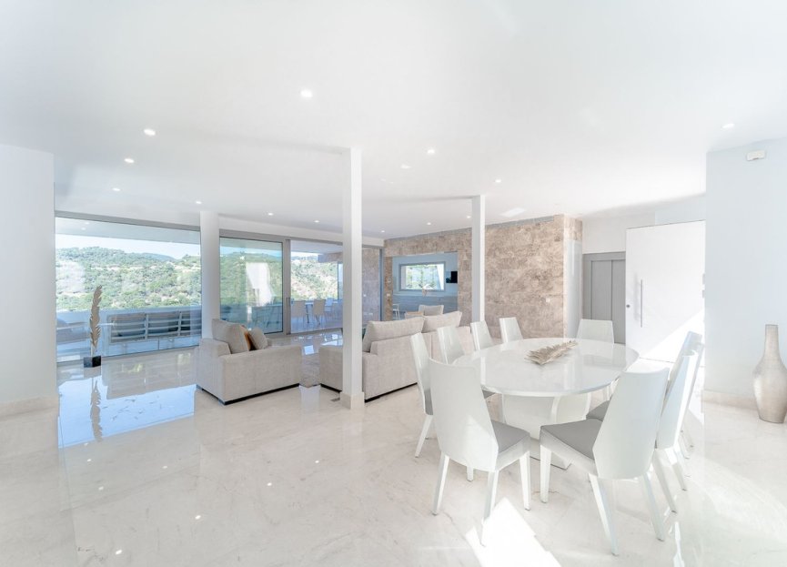 Reventa - House - Detached Villa - Benahavís - Los Arqueros