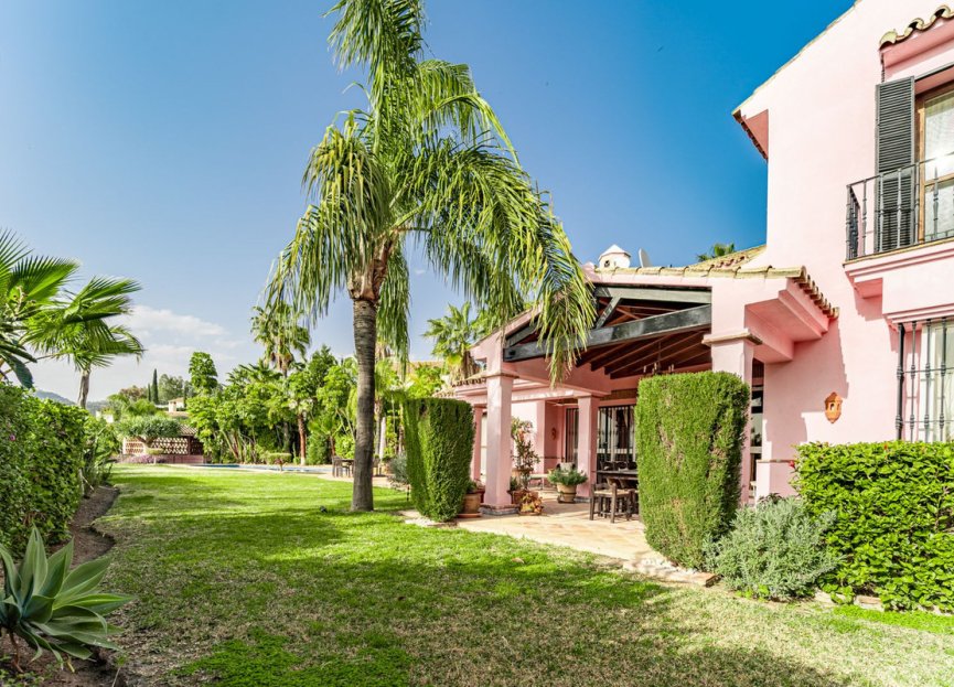 Resale - House - Detached Villa - Benahavís - Benahavís Centro