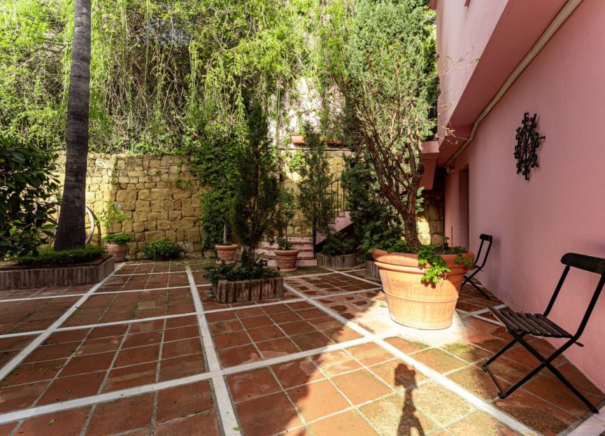 Resale - House - Detached Villa - Benahavís - Benahavís Centro