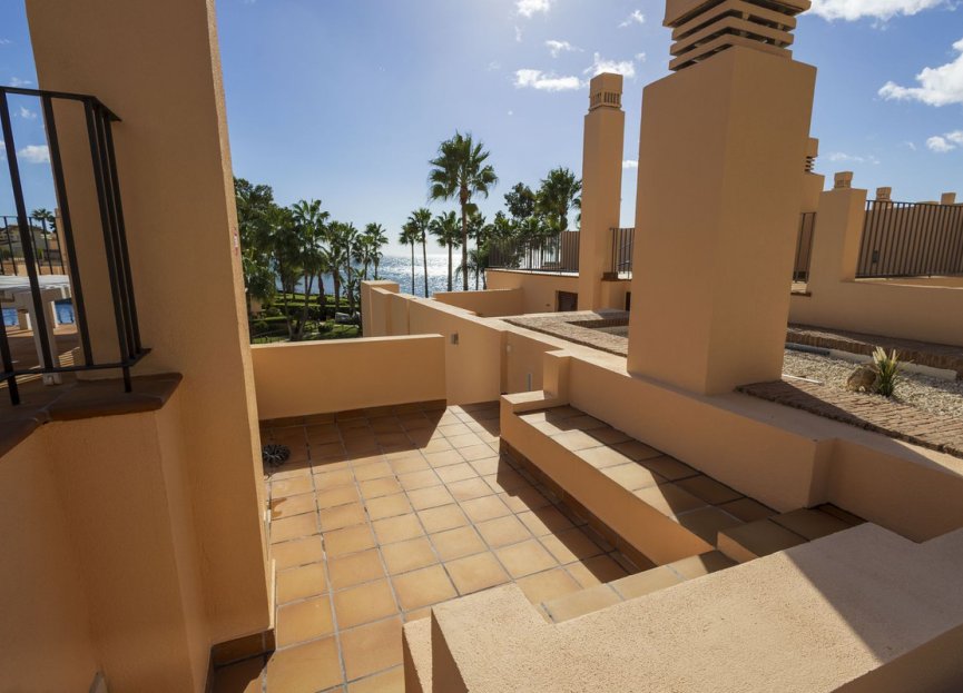 Resale - Apartment - Penthouse - Estepona - Estepona Centro