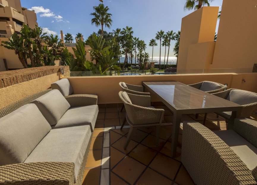 Resale - Apartment - Penthouse - Estepona - Estepona Centro