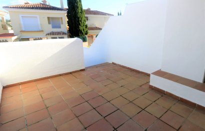 Resale - House - Townhouse - Estepona - Estepona Centro