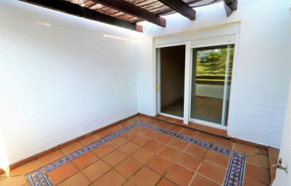 Resale - House - Townhouse - Estepona - Estepona Centro