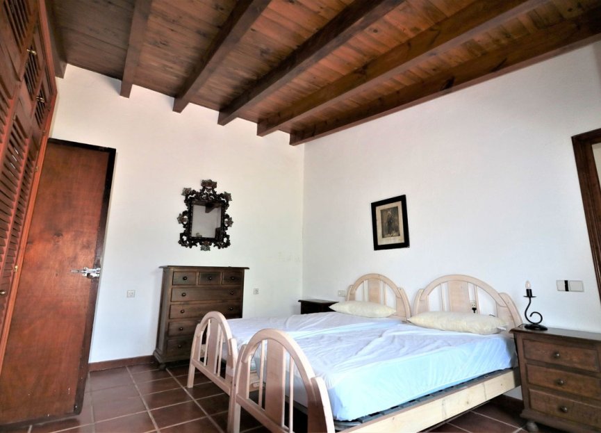 Reventa - House - Finca - Cortijo - Estepona - El Padron