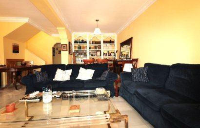 Resale - House - Semi-Detached House - Estepona - Bel Air