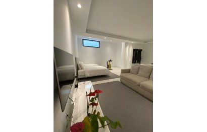 Resale - Apartment - Duplex - Estepona - Estepona Centro