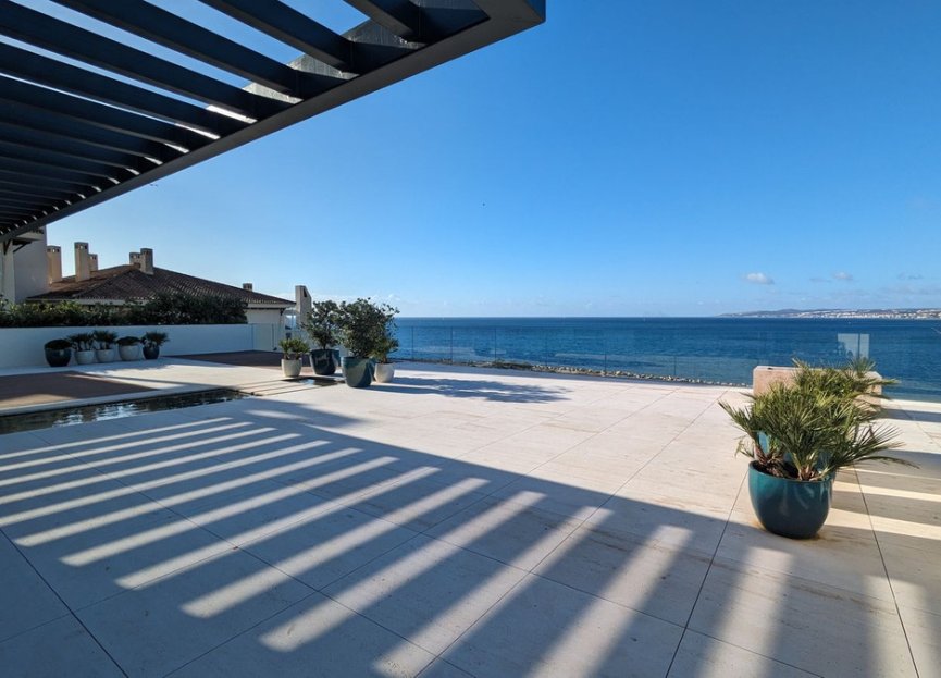 Resale - Apartment - Penthouse Duplex - Estepona - Estepona Centro