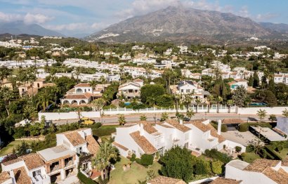 Resale - House - Townhouse - Marbella - Nueva Andalucia