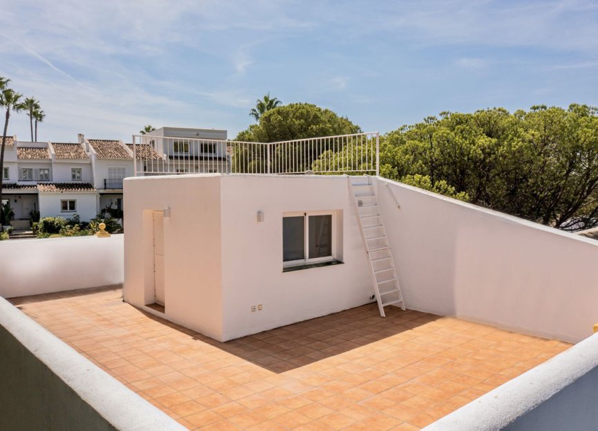 Resale - House - Townhouse - Benahavís - La Quinta