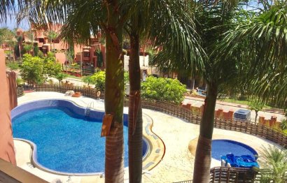 Resale - Apartment - Middle Floor Apartment - Estepona - Estepona Centro