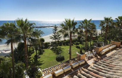 Resale - Apartment - Middle Floor Apartment - Marbella - Puerto Banús