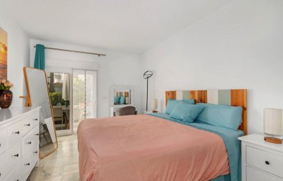 Resale - Apartment - Ground Floor Apartment - Marbella - Elviria