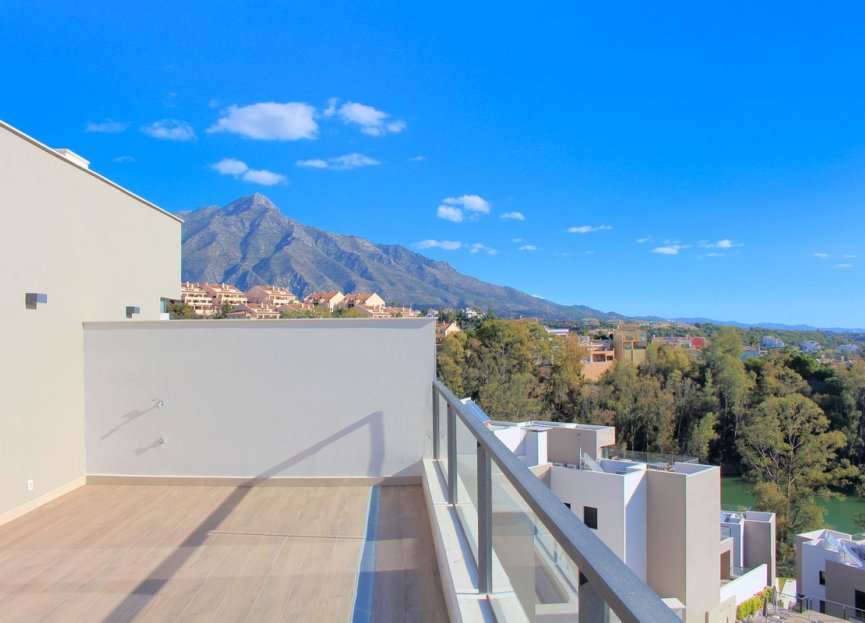 Resale - Apartment - Penthouse Duplex - Marbella - Nueva Andalucia