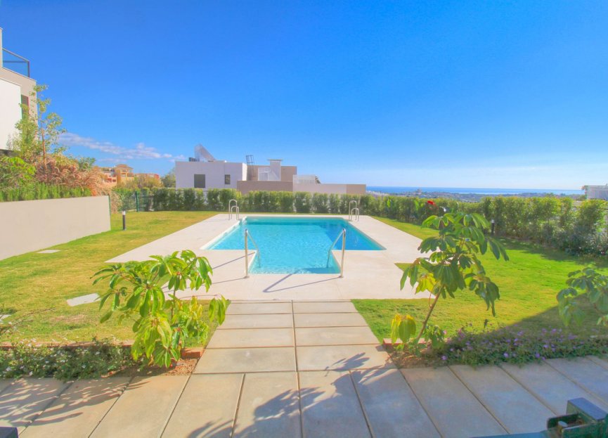 Resale - Apartment - Penthouse Duplex - Marbella - Nueva Andalucia