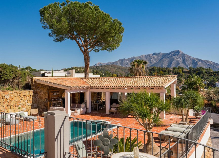 Resale - House - Detached Villa - Benahavís - El Madroñal