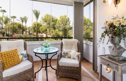 Resale - Apartment - Middle Floor Apartment - Marbella - Elviria