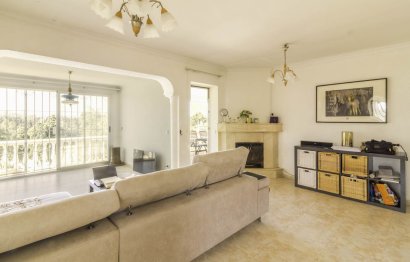 Reventa - House - Detached Villa - Marbella - Elviria