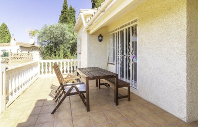 Reventa - House - Detached Villa - Marbella - Elviria