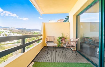 Resale - Apartment - Middle Floor Apartment - Estepona - Estepona Centro