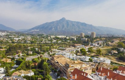 Resale - Apartment - Middle Floor Apartment - Marbella - Nueva Andalucia