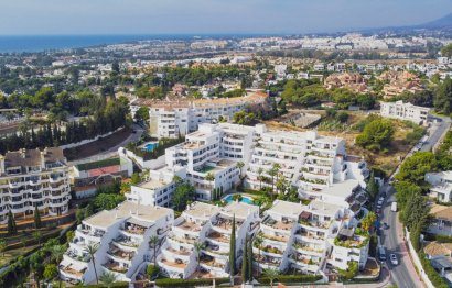 Resale - Apartment - Middle Floor Apartment - Marbella - Nueva Andalucia