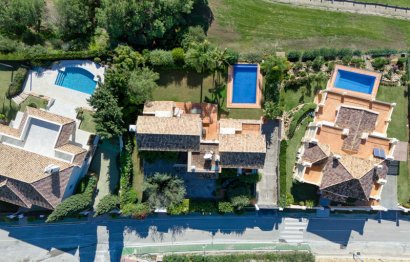 Resale - House - Detached Villa - Benahavís - La Quinta