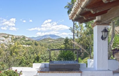 Resale - House - Detached Villa - Marbella - Aloha