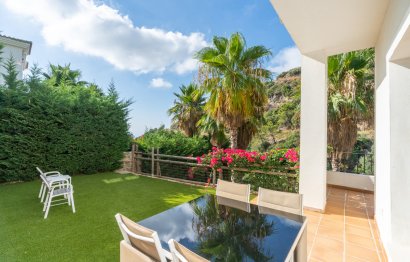 Resale - House - Detached Villa - Benahavís - Benahavís Centro