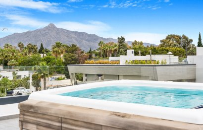 Reventa - House - Semi-Detached House - Marbella - Puerto Banús