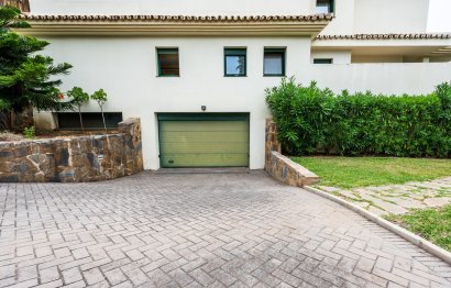 Resale - House - Detached Villa - Marbella - Marbella Centro