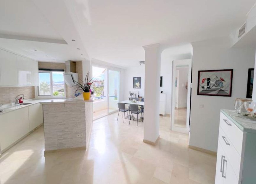 Resale - Apartment - Middle Floor Apartment - Casares - Casares Centro