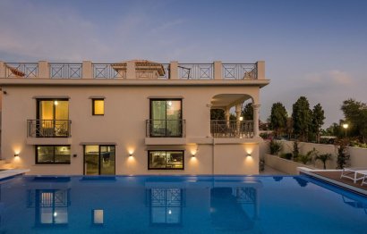 Resale - House - Detached Villa - Marbella - Río Real