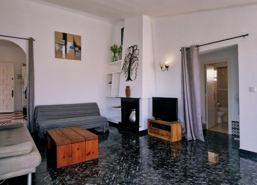 Resale - House - Detached Villa - Fuengirola - Fuengirola Centro