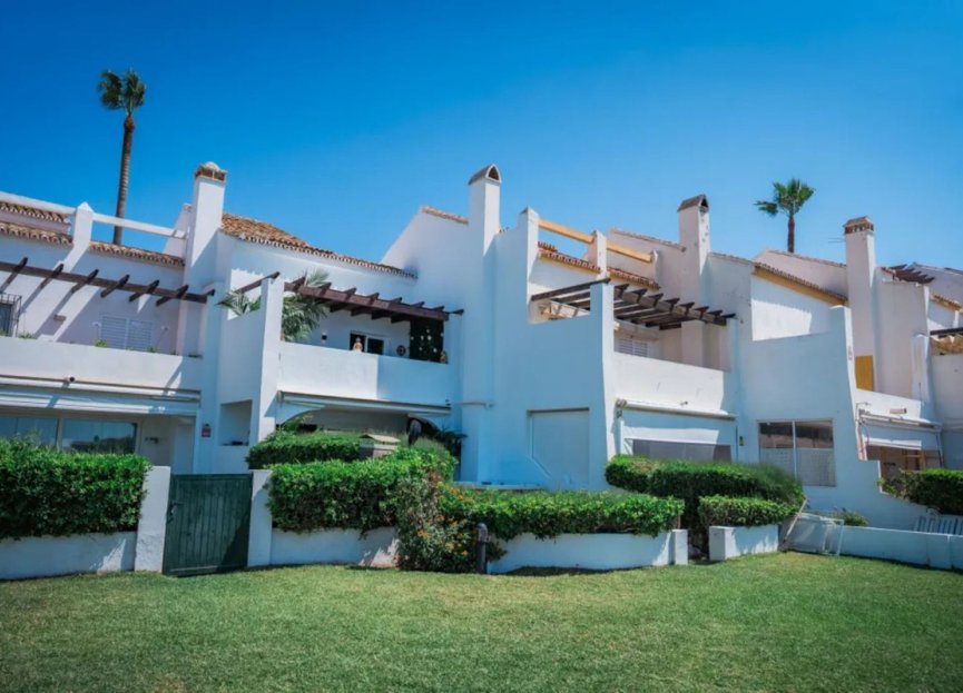 Resale - House - Townhouse - Marbella - El Rosario