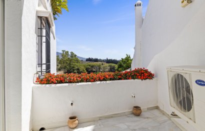 Resale - House - Townhouse - Marbella - Nueva Andalucia