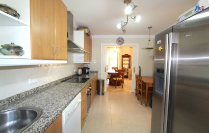 Resale - House - Semi-Detached House - Marbella - Elviria