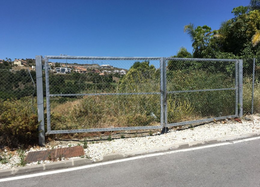 Resale - Plot - Residential Plot - Estepona - New Golden Mile