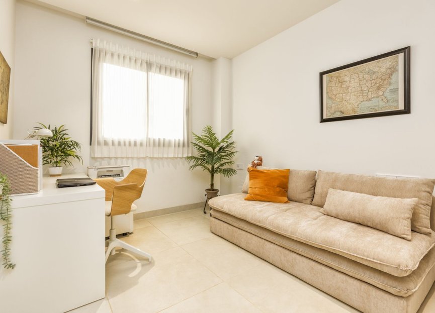 Resale - Apartment - Middle Floor Apartment - Fuengirola - Fuengirola Centro