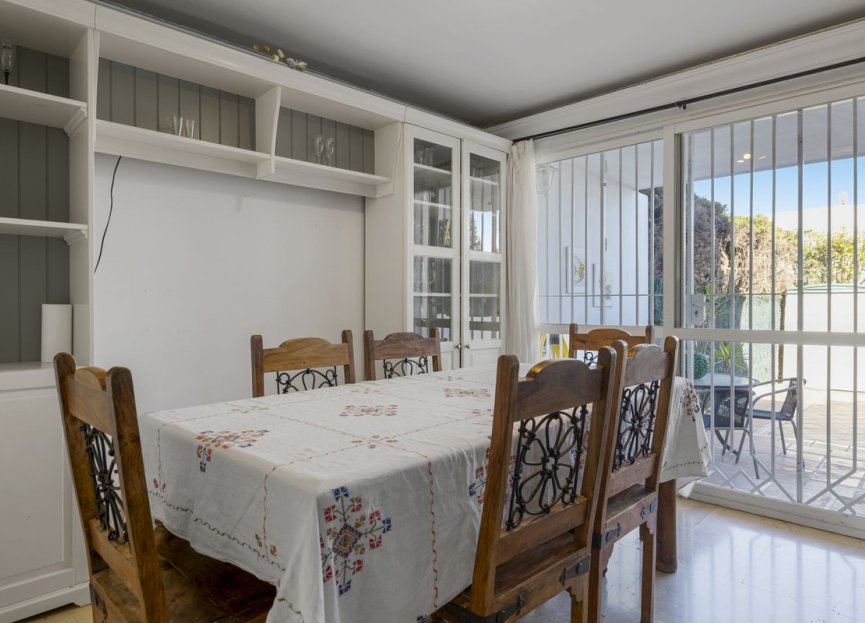 Resale - House - Townhouse - Estepona - Estepona Centro