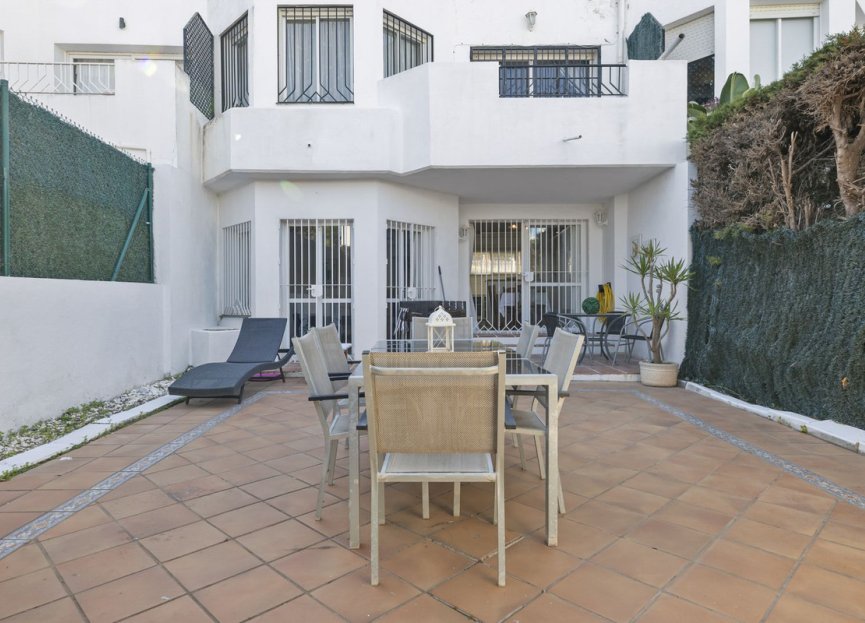 Resale - House - Townhouse - Estepona - Estepona Centro