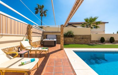 Resale - House - Detached Villa - Fuengirola - Torreblanca