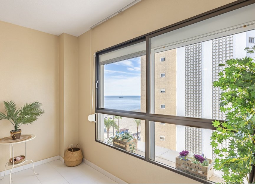 Resale - Apartment - Middle Floor Apartment - Fuengirola - Fuengirola Centro